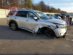 نیسان پاسفایندەر